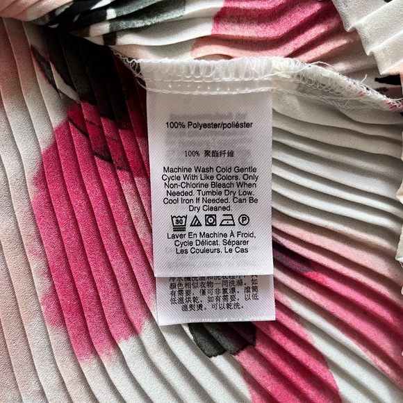 DKNY Floral-Print Pleated Tie-Neck Blouse in White and Pink, Small, Brand new - Picture 13 of 17